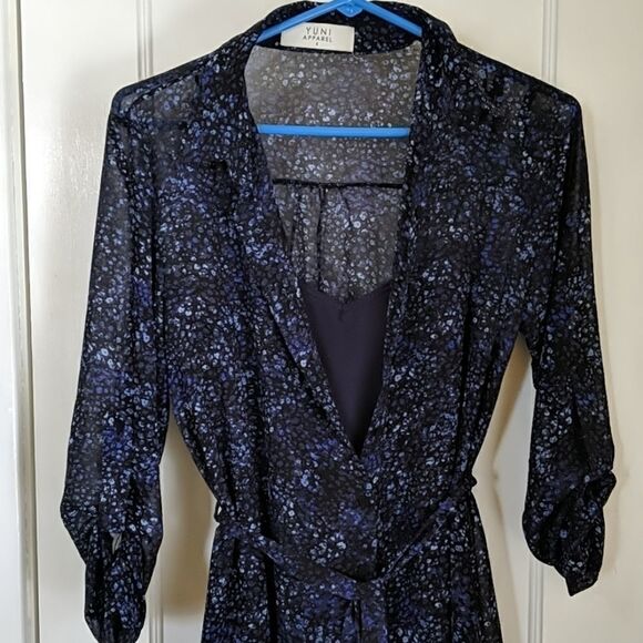 Shirt dress  - Picture 2 of 3